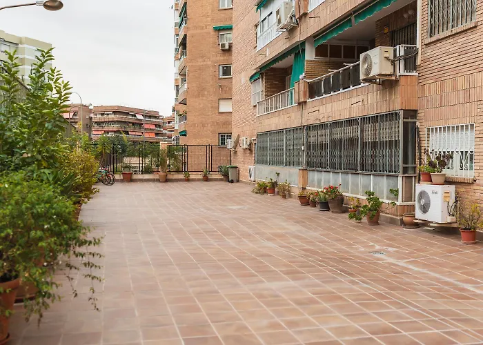 Las Flores Apartment